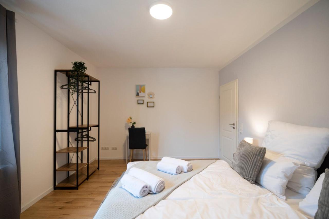 Peter Apartments - Premium Wohnung I 95Qm I 3 Schlafzimmer I Grosses Bad I Kueche I Wohnzimmer I Tv Fulda Bagian luar foto