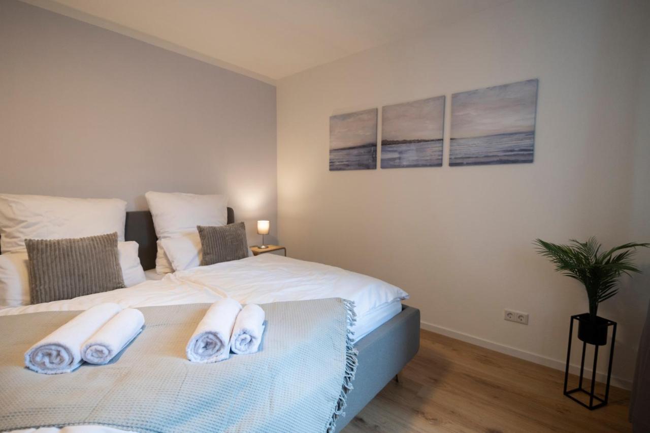 Peter Apartments - Premium Wohnung I 95Qm I 3 Schlafzimmer I Grosses Bad I Kueche I Wohnzimmer I Tv Fulda Bagian luar foto