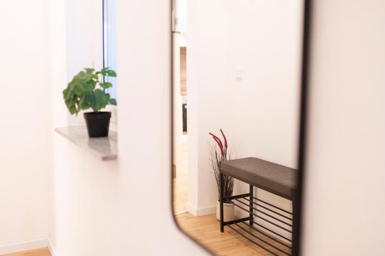 Peter Apartments - Premium Wohnung I 95Qm I 3 Schlafzimmer I Grosses Bad I Kueche I Wohnzimmer I Tv Fulda Bagian luar foto
