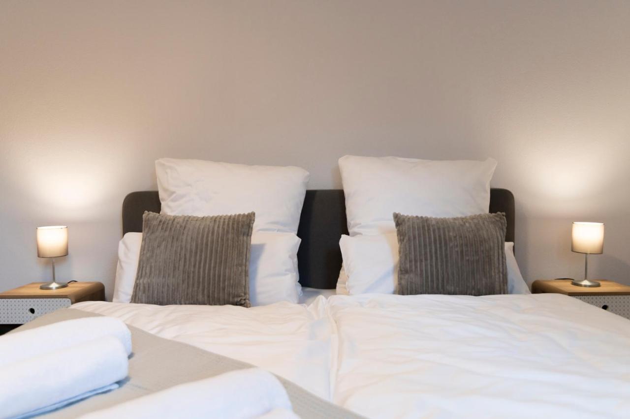 Peter Apartments - Premium Wohnung I 95Qm I 3 Schlafzimmer I Grosses Bad I Kueche I Wohnzimmer I Tv Fulda Bagian luar foto