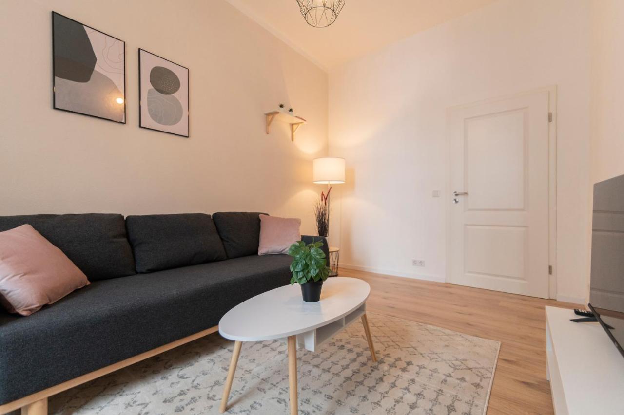 Peter Apartments - Premium Wohnung I 95Qm I 3 Schlafzimmer I Grosses Bad I Kueche I Wohnzimmer I Tv Fulda Bagian luar foto